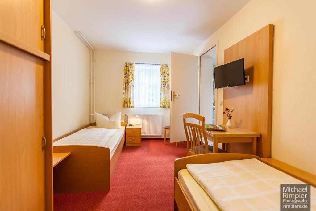 Wanderhotel Sonnebergbaude Waltersdorf  Exterior foto